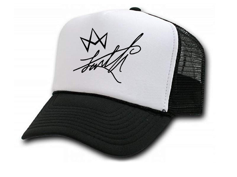 LUVELLI Signature w/ Crown Trucker Hat